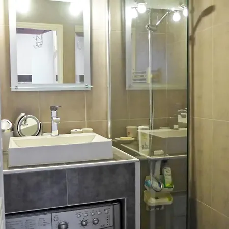 Appartement Studio Milady Village-7 *