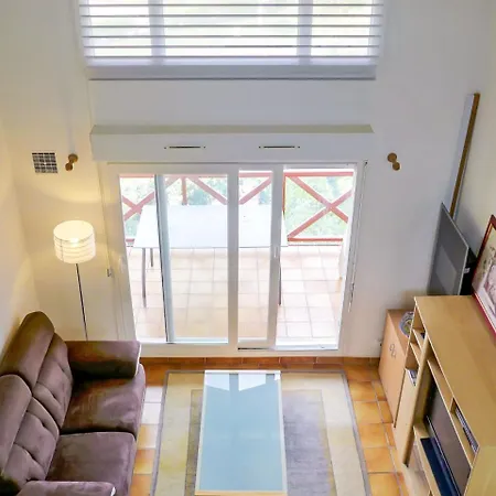 Appartement Studio Milady Village-7 *